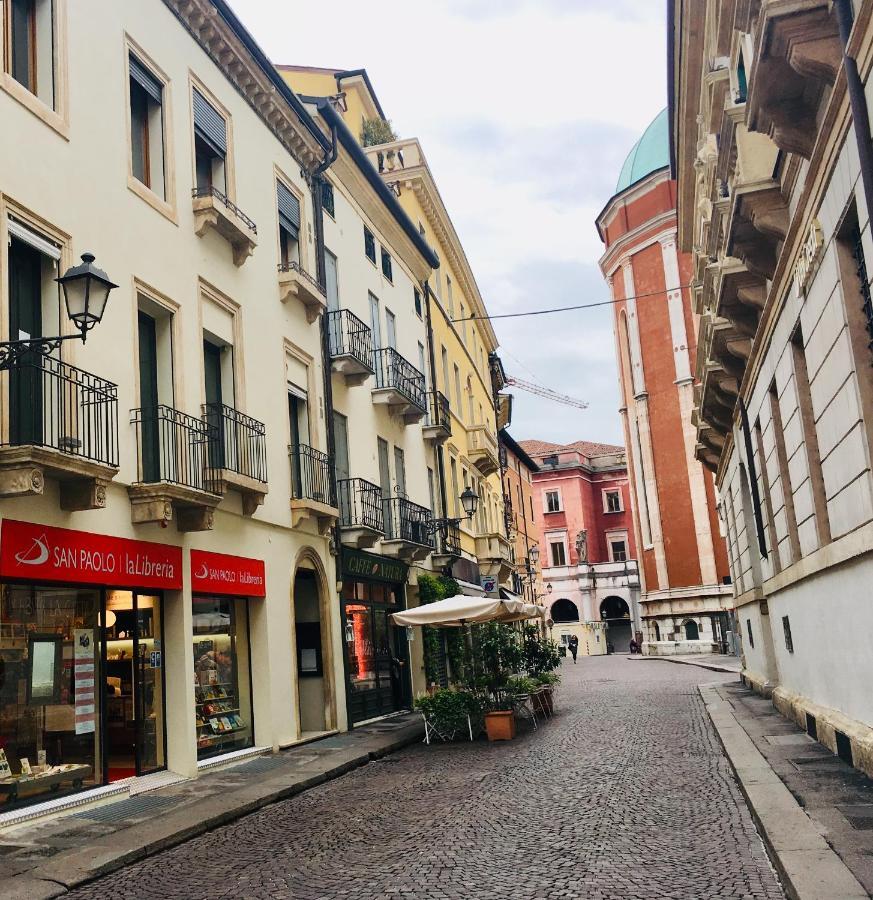 Charmant Palladio - Vicenza City Center ภายนอก รูปภาพ